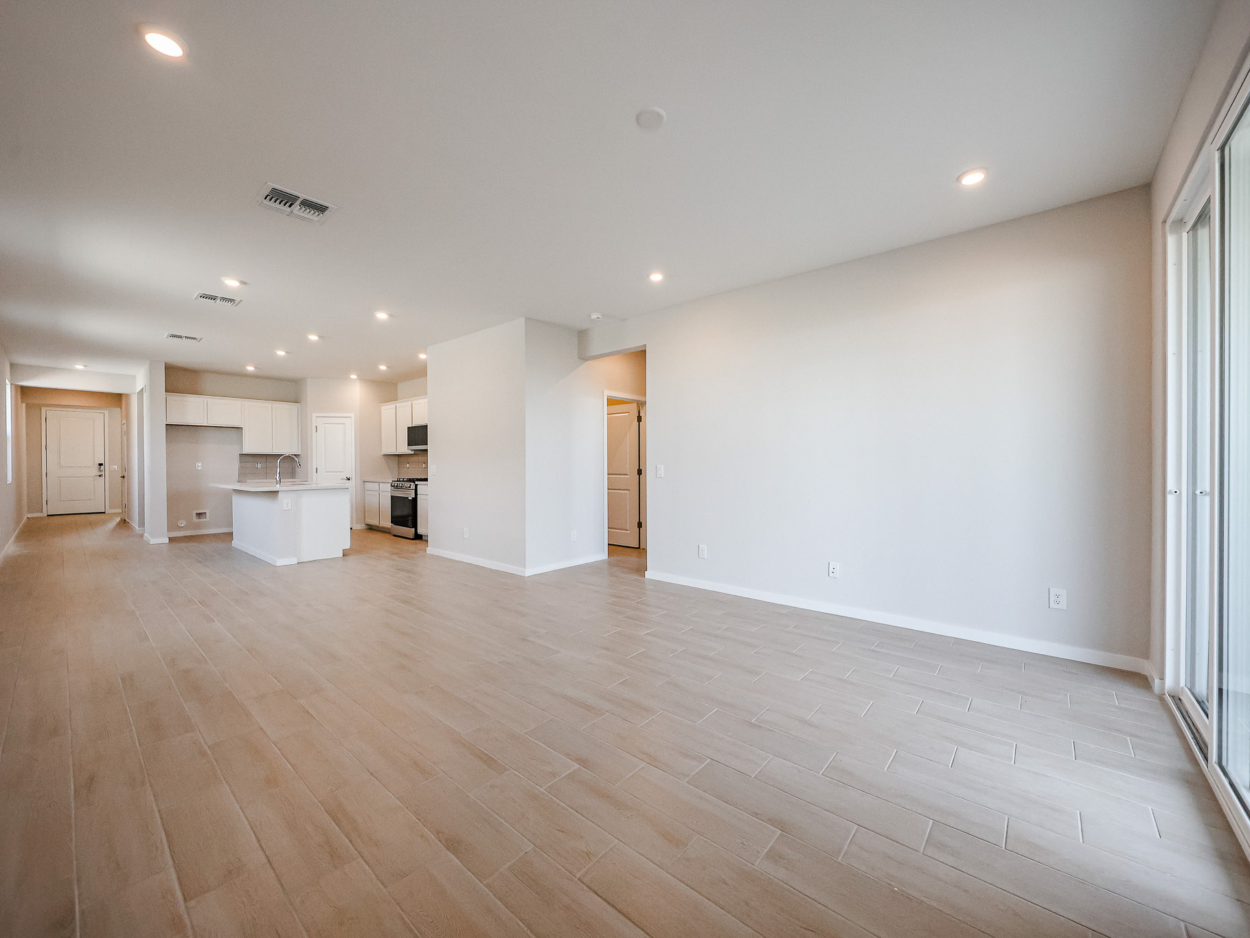 A large empty room.