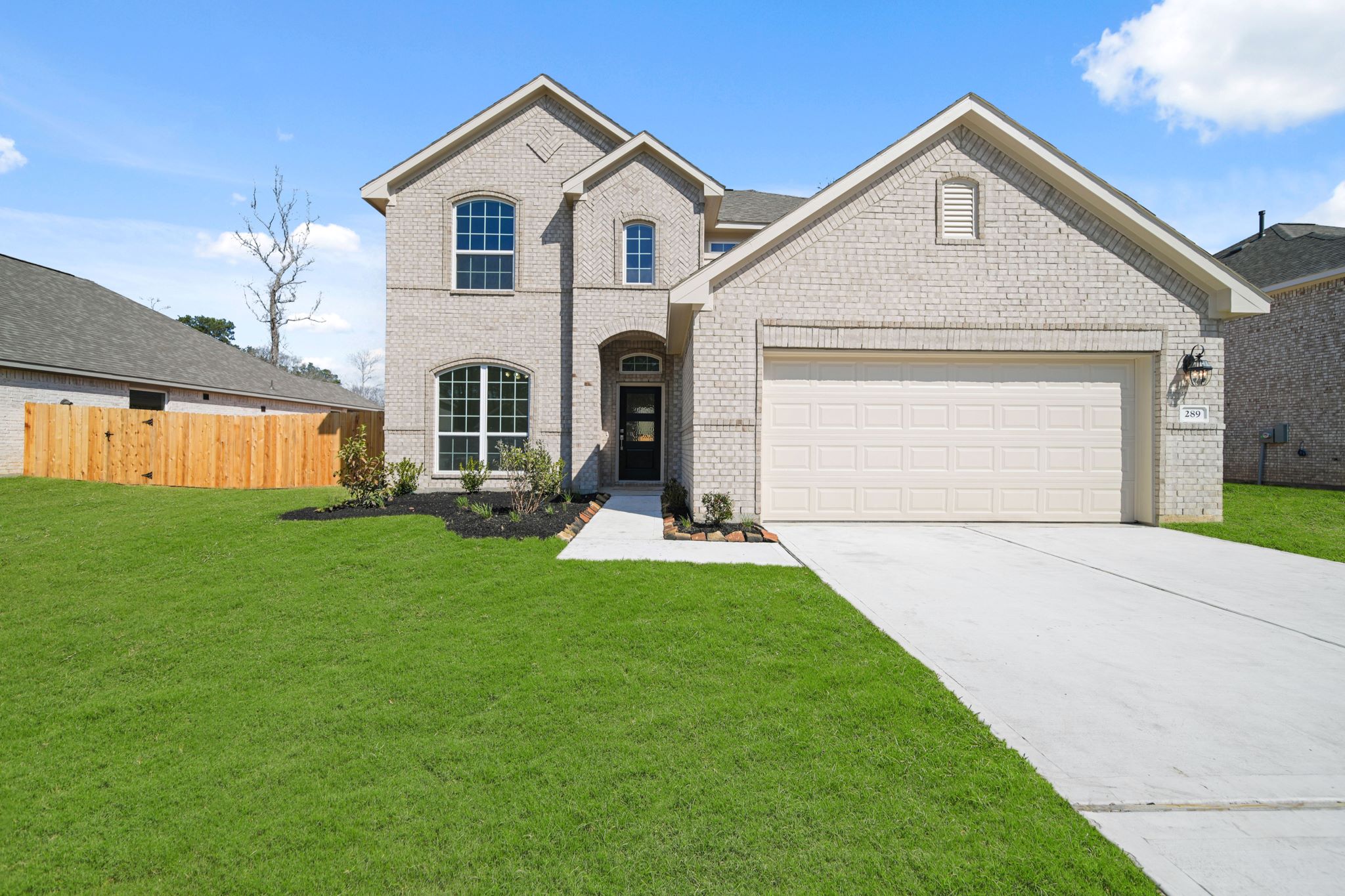 030129 289 Gallant Fox Way