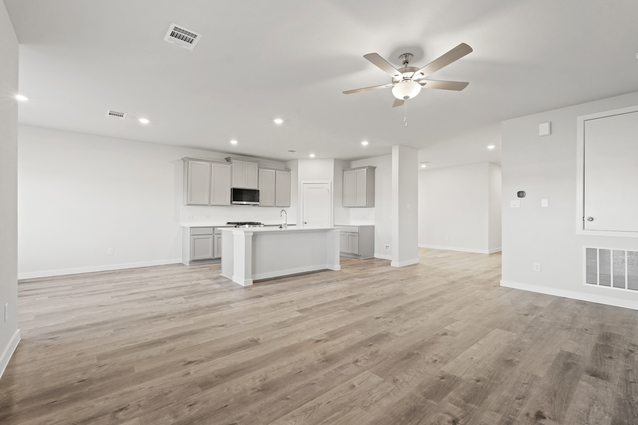 A large empty kitchen.