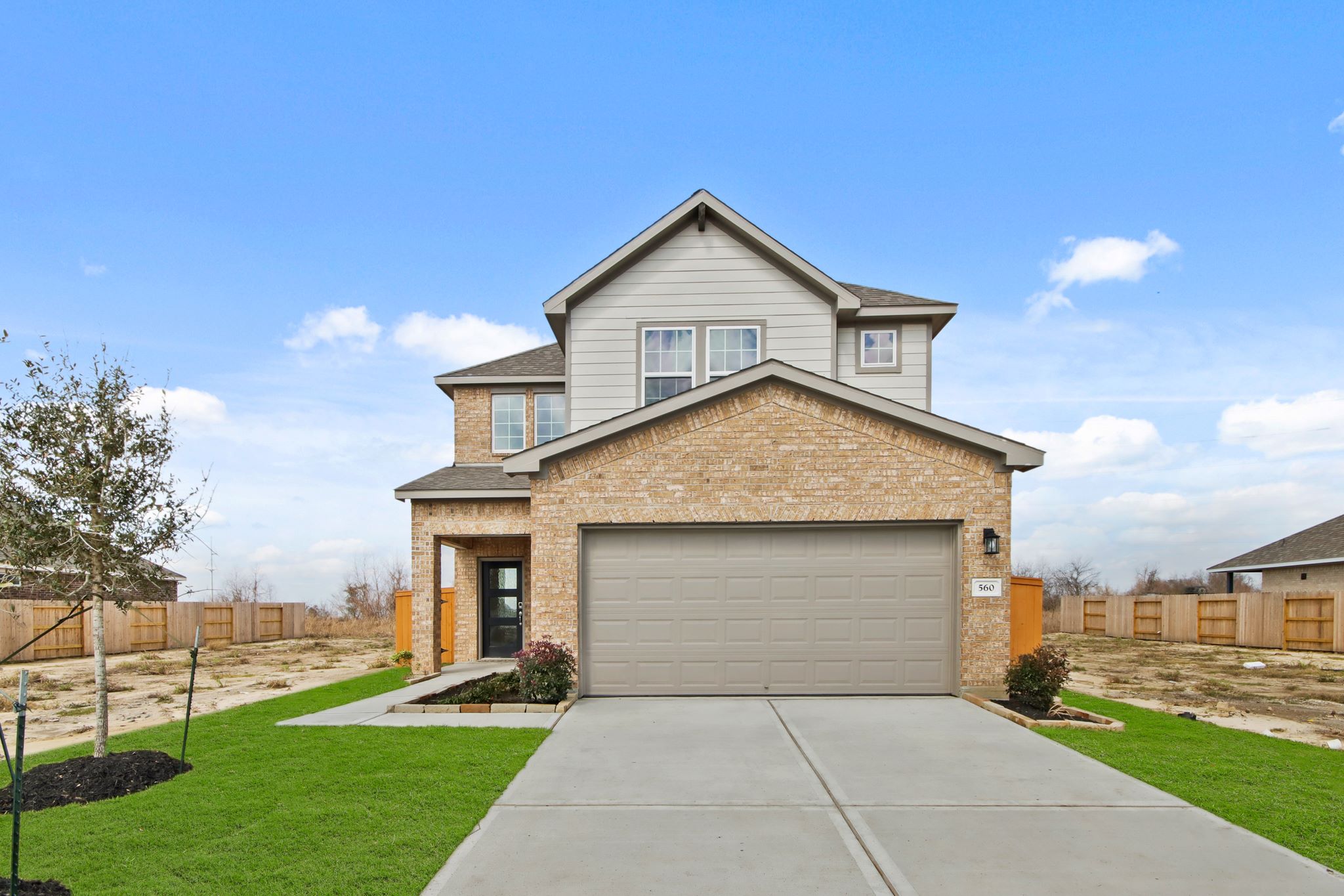 040115 560 Long Branch Drive